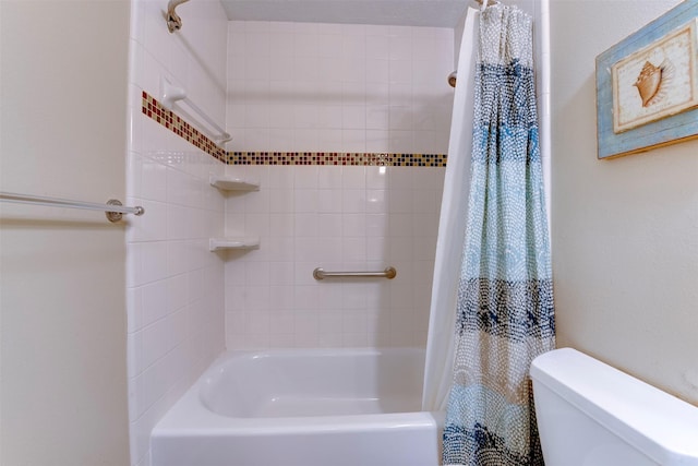 8123 Sweetgum Trace Dr, Houston, TX 77040 - full bath featuring shower / bathtub combination with curtain and toilet