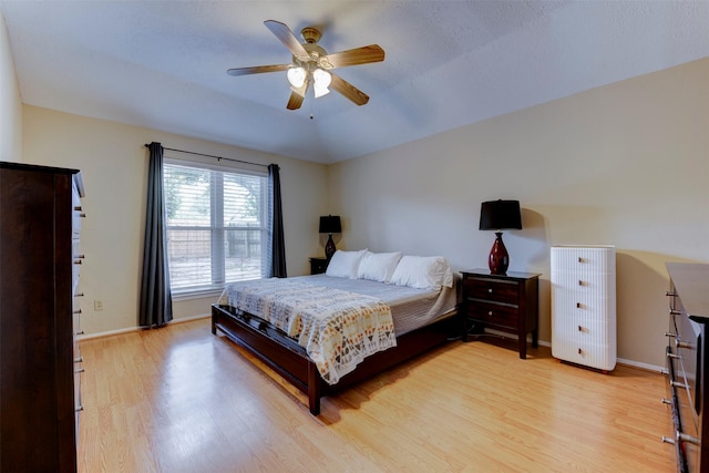 8123 Sweetgum Trace Dr, Houston, TX 77040 - bedroom featuring light wood-style flooring, baseboards, and ceiling fan