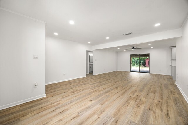 2113 Timber Ln, Conroe, TX 77301 - empty room featuring recessed lighting, a ceiling fan, light wood finished floors, baseboards, and crown molding