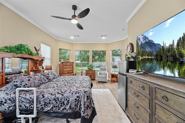 3707 Doyle Ct, Missouri City, TX 77459 - bedroom featuring crown molding, light wood-style flooring, recessed lighting, and ceiling fan