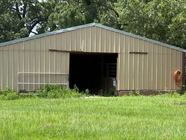 7719 County Road 233, Centerville, TX 75833 - view of pole building