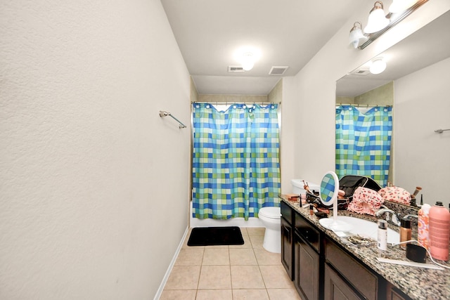 3922 Crestwind Ln, Richmond, TX 77407 - full bathroom with toilet, tile patterned flooring, vanity, a shower with curtain, and baseboards