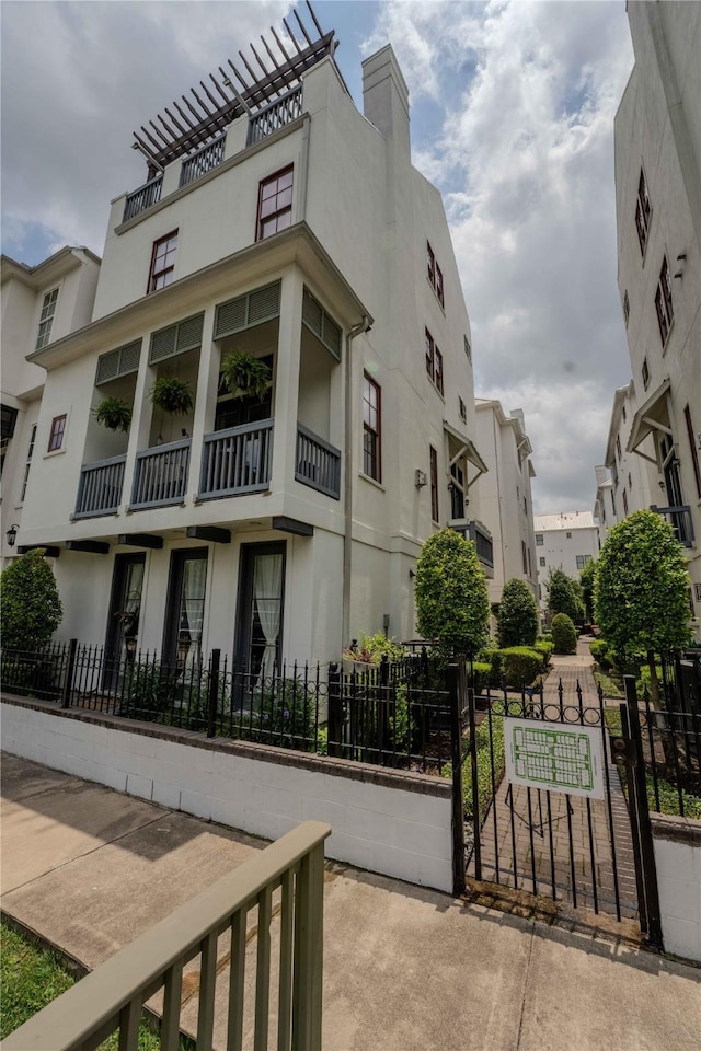 242 E 28th St, Houston, TX 77008 - view of property