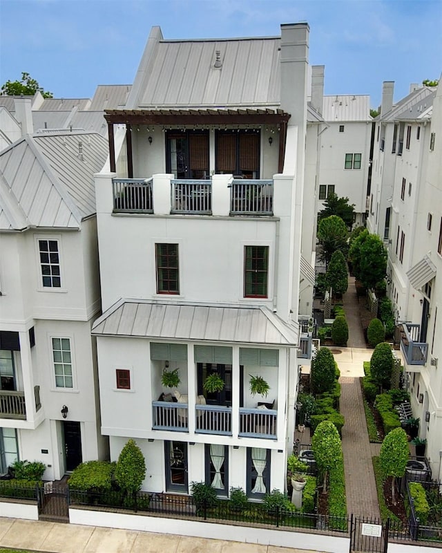 242 E 28th St, Houston, TX 77008 - view of building exterior