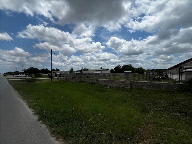 177 County Road 3550, Cleveland, TX 77327 - photo 2