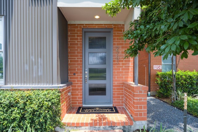 2707 Rusk St, Houston, TX 77003 - view of exterior entry featuring brick siding