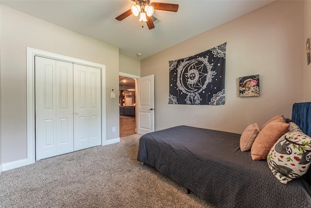 2323 Foley Rd, Crosby, TX 77532 - carpeted bedroom featuring a closet and ceiling fan