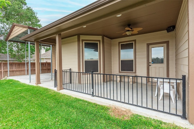 2323 Foley Rd, Crosby, TX 77532 - entrance to property with a patio area and a ceiling fan