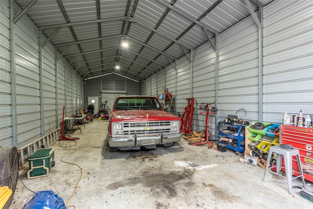 2323 Foley Rd, Crosby, TX 77532 - garage featuring metal wall