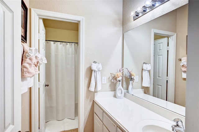 5838 Deleon Trail Dr, Spring, TX 77379 - full bath featuring vanity and a shower with curtain