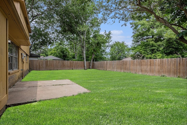 6814 Indian Falls Dr, Houston, TX 77489 - view of yard with a patio