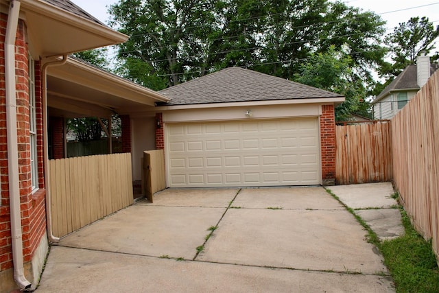9619 Therrell Dr, Houston, TX 77064 - garage featuring driveway