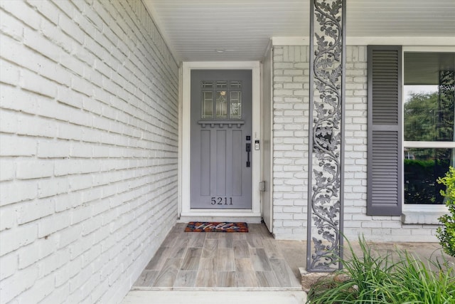 5211 Briarbend Dr, Houston, TX 77035 - view of exterior entry featuring covered porch