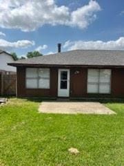 13323 S Thorntree Dr, Houston, TX 77015 - back of property with a patio