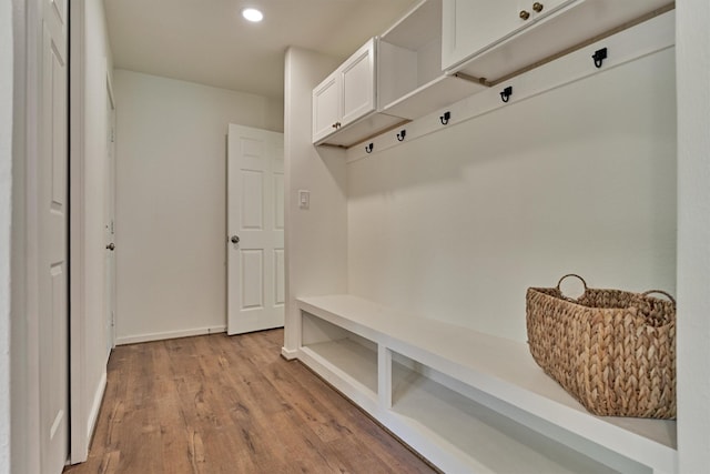 6326 Bayonne Dr, Spring, TX 77389 - mudroom featuring wood finished floors, baseboards, and recessed lighting