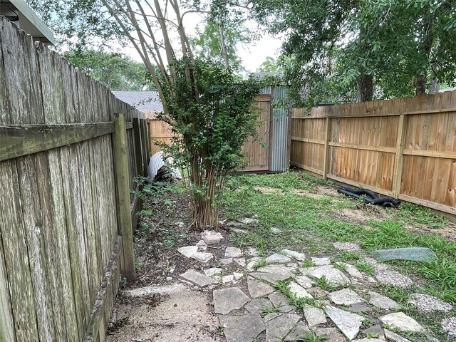15530 Edenvale St, Friendswood, TX 77546 - view of fenced backyard