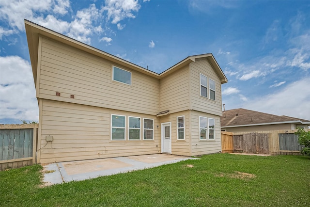 3722 Glover Meadows Ln, Houston, TX 77047 - rear view of property featuring a patio