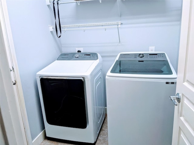 6318 Alpine Trail Ln, Katy, TX 77494 - laundry area featuring washing machine and dryer