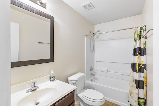 414 Laurel Sage Dr, Houston, TX 77339 - full bath featuring toilet, shower / bath combo with shower curtain, vanity, and wood finished floors