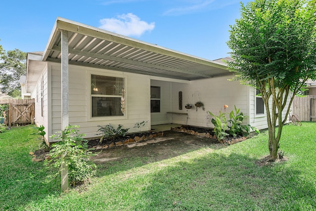 414 Laurel Sage Dr, Houston, TX 77339 - back of property with an attached carport