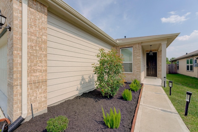 5022 Jonina Ln, Houston, TX 77048 - entrance to property featuring a yard and brick siding