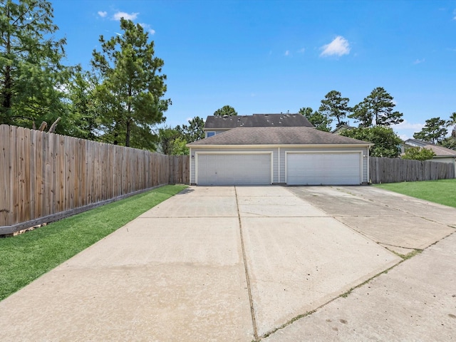 2031 Upland Hill St, Spring, TX 77373 - detached garage with driveway