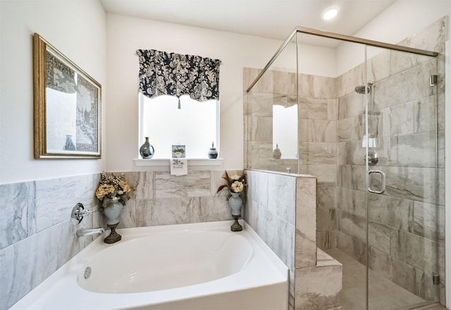 356 Selah Ct, Alvin, TX 77511 - full bath featuring a bath and a shower stall