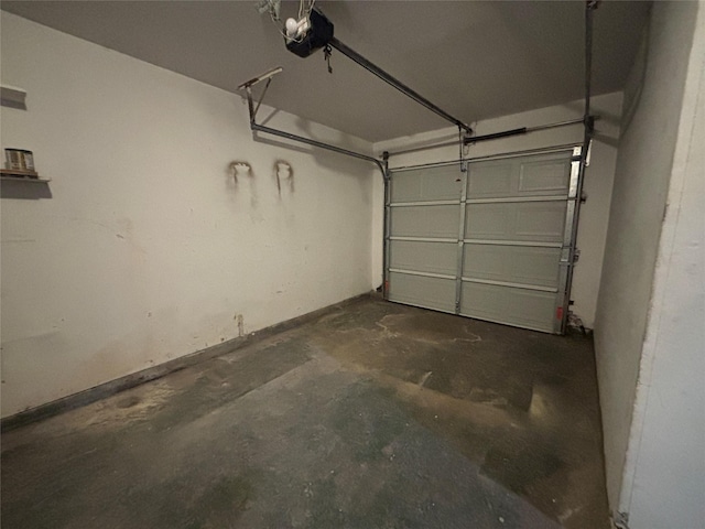 1102 Laurentide St, Houston, TX 77029 - garage with a garage door opener