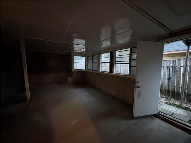 1102 Laurentide St, Houston, TX 77029 - view of unfurnished sunroom