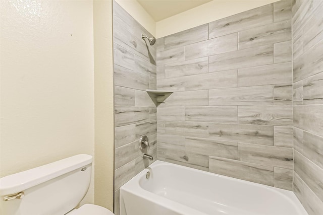 3506 Hickory Hill Ln, Montgomery, TX 77356 - full bathroom featuring toilet and  shower combination