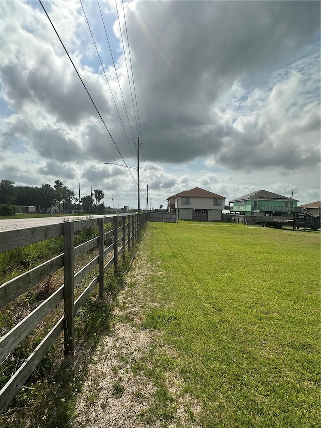 844 17th St, Dickinson, TX 77539