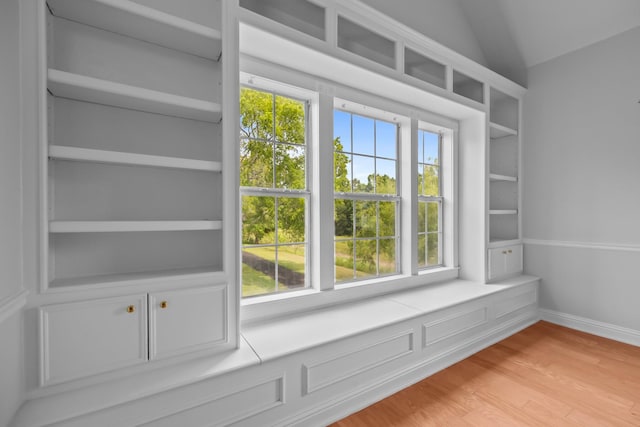 2350 Hawk Mdws, Pearland, TX 77581 - mudroom featuring wood finished floors and baseboards