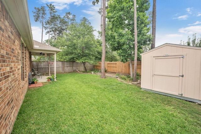 2114 Lost Timbers Dr, Conroe, TX 77304 - view of yard