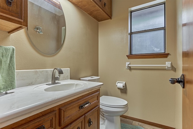660 Hillcrest Dr, Huntsville, TX 77340 - half bath with vanity and toilet