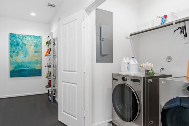 1304 Veranda Mist, League City, TX 77573 - laundry room featuring independent washer and dryer, electric panel, baseboards, and recessed lighting