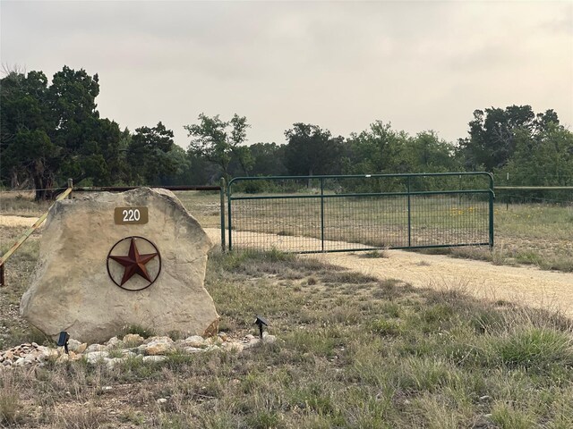 220 Rattlesnake Rd, Junction, TX 76849