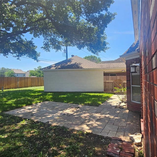 6118 Deep S Dr, Katy, TX 77449 - view of patio / terrace