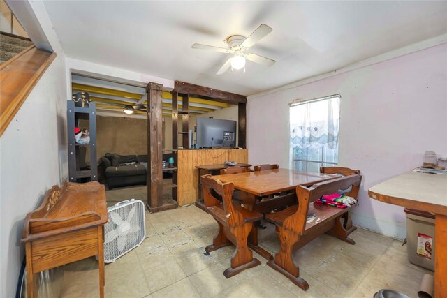 1806 State St, Houston, TX 77007 - dining area featuring ceiling fan