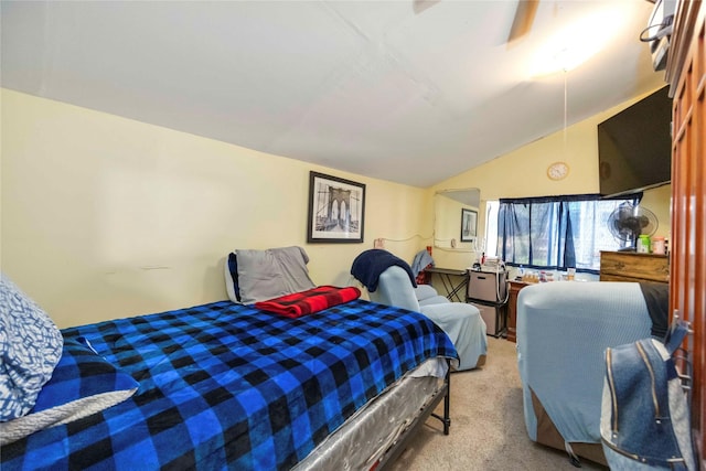 1806 State St, Houston, TX 77007 - bedroom featuring carpet floors and vaulted ceiling