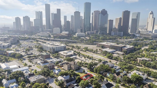 1806 State St, Houston, TX 77007 - skyline view
