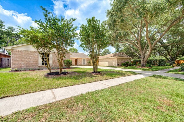 14235 Rosetta Dr, Cypress, TX 77429 - photo 2