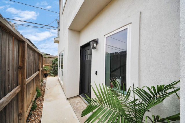 3913 Griggs Rd, Houston, TX 77021 - view of exterior entry featuring stucco siding