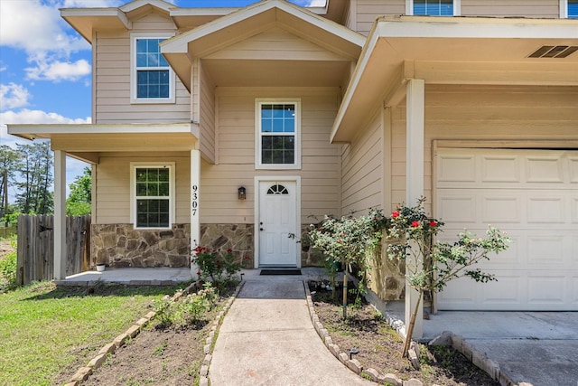 9307 Seeker St, Houston, TX 77028 - entrance to property with stone siding