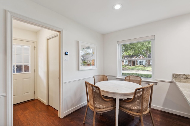 8019 Skyline Dr, Houston, TX 77063 - dining space featuring dark wood-style flooring, recessed lighting, and baseboards