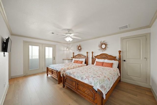 898 Mr G, Crystal Beach, TX 77650 - bedroom with access to outside, baseboards, ornamental molding, light wood-type flooring, and a ceiling fan