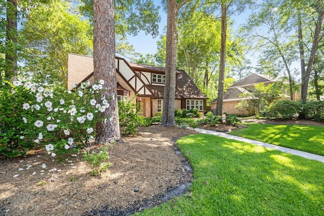 2055 Pine River Dr, Houston, TX 77339 - view of front of property with a front yard