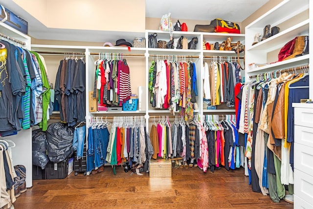 319 W Shore Dr, Kemah, TX 77565 - walk in closet featuring wood finished floors