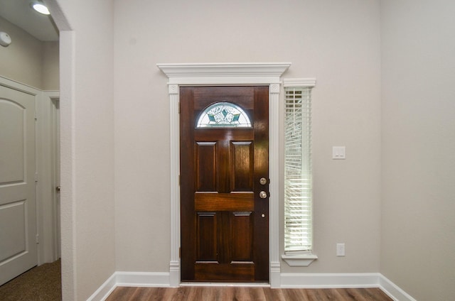 6523 Tuskegee St, Houston, TX 77091 - entryway featuring wood finished floors and baseboards