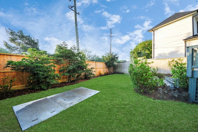 4005 Woodshire Village Ests, Houston, TX 77025 - view of yard featuring a patio area
