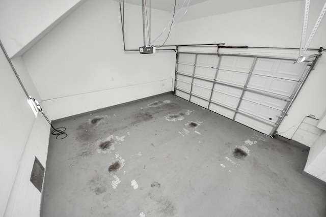 4005 Woodshire Village Ests, Houston, TX 77025 - view of garage